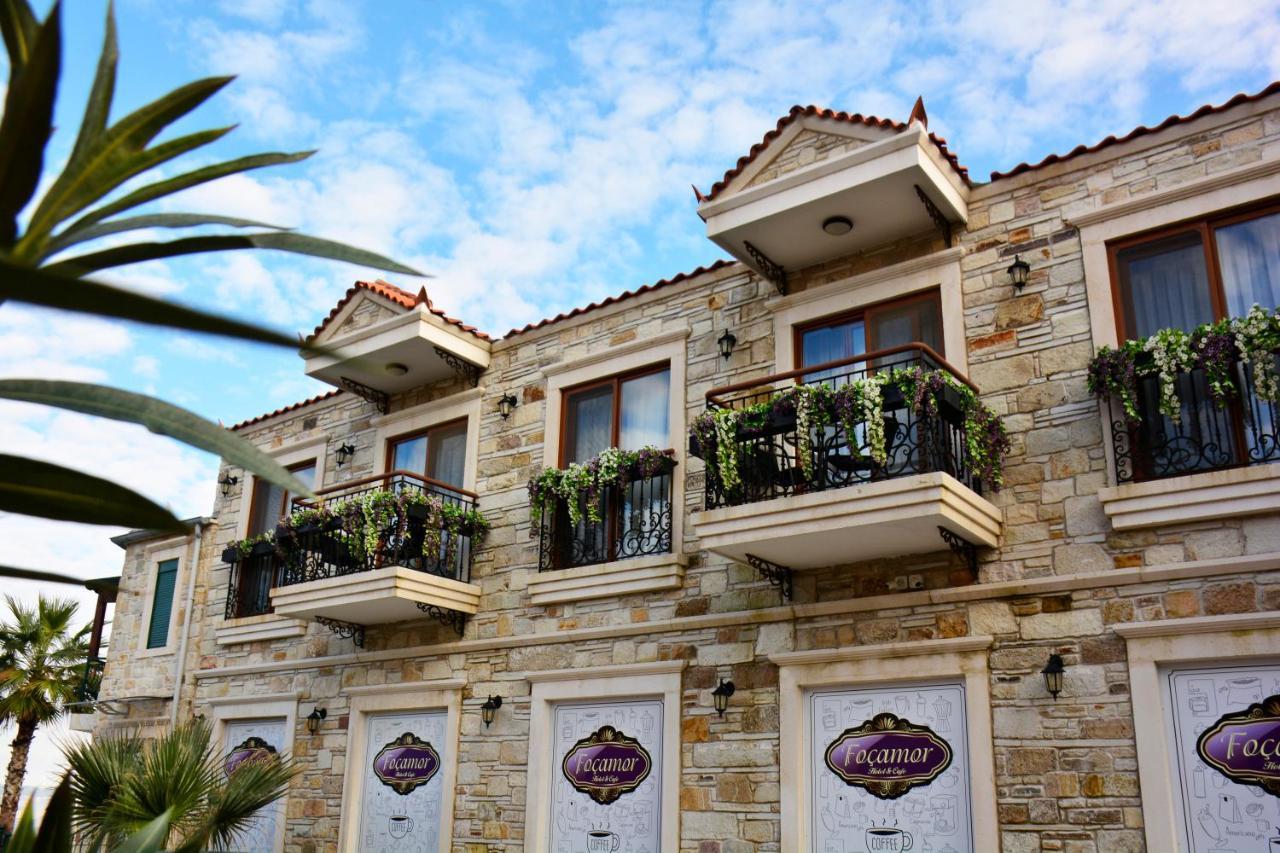 Focamor Otel Yenifoca Exterior photo